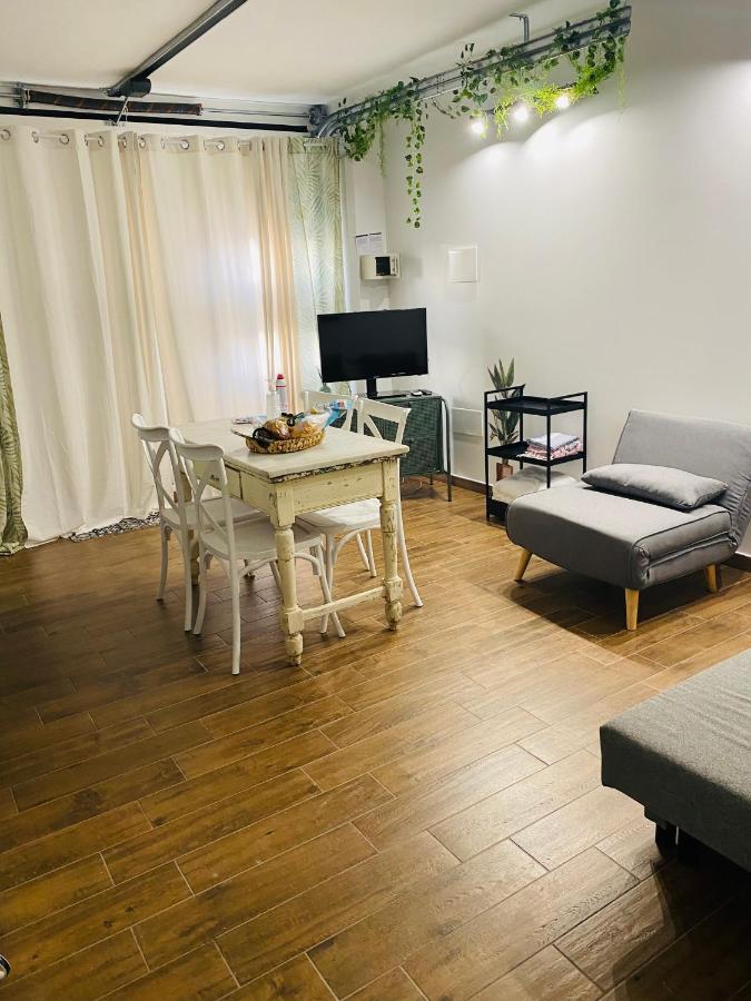 דירות קליארי Lungomare Poetto Loft מראה חיצוני תמונה
